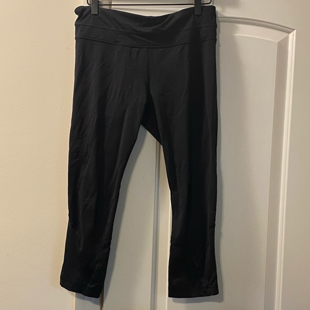 Lululemon Black Capri Leggings